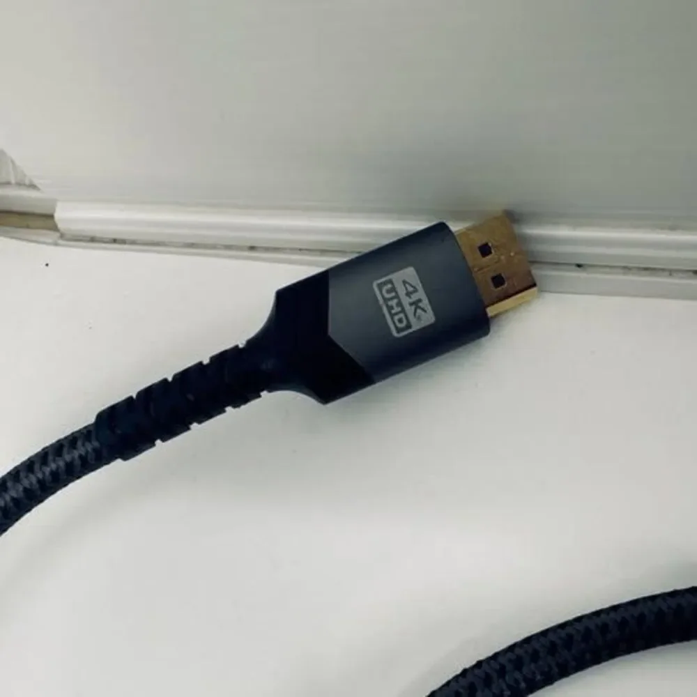 Premium Cable Lot — USB-C to DisplayPort 4K + JSAUX HDMI + DisplayPort + USB-C C